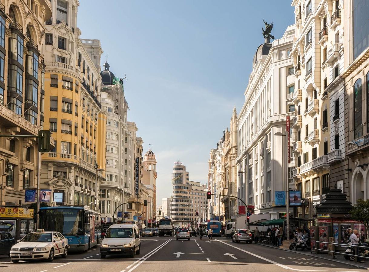 Апартаменты M&F Gran Via 3 Hab Мадрид Экстерьер фото